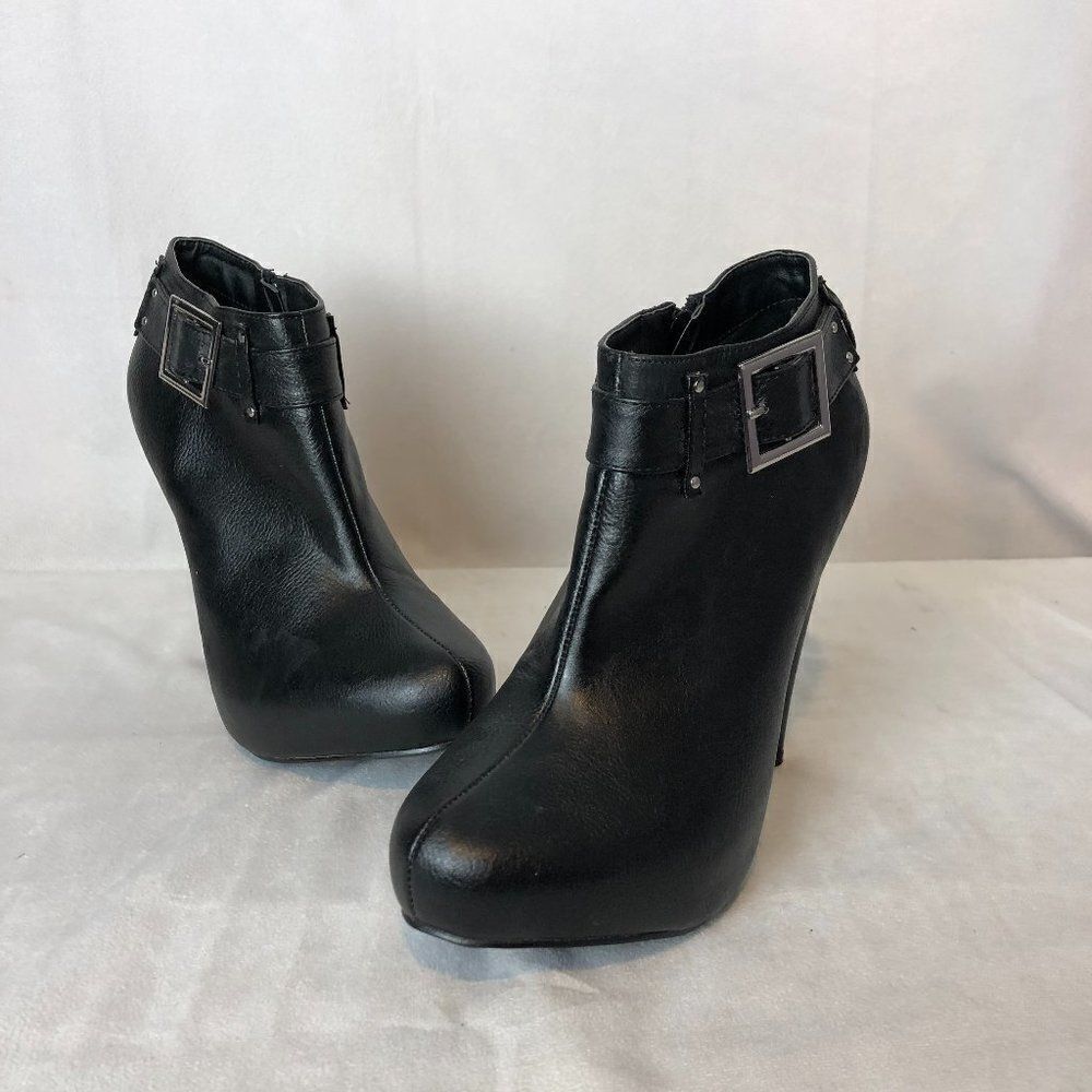 Miss A Ankle heeled boots Black Size 8.5 NWOB.    B1